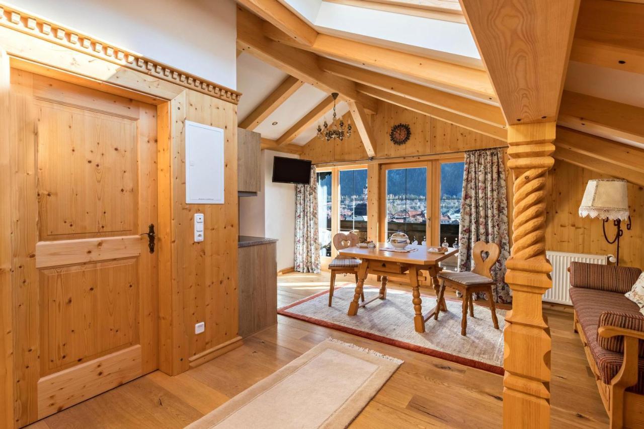 Ferienwohnung Bergkristall 米滕瓦尔德 外观 照片